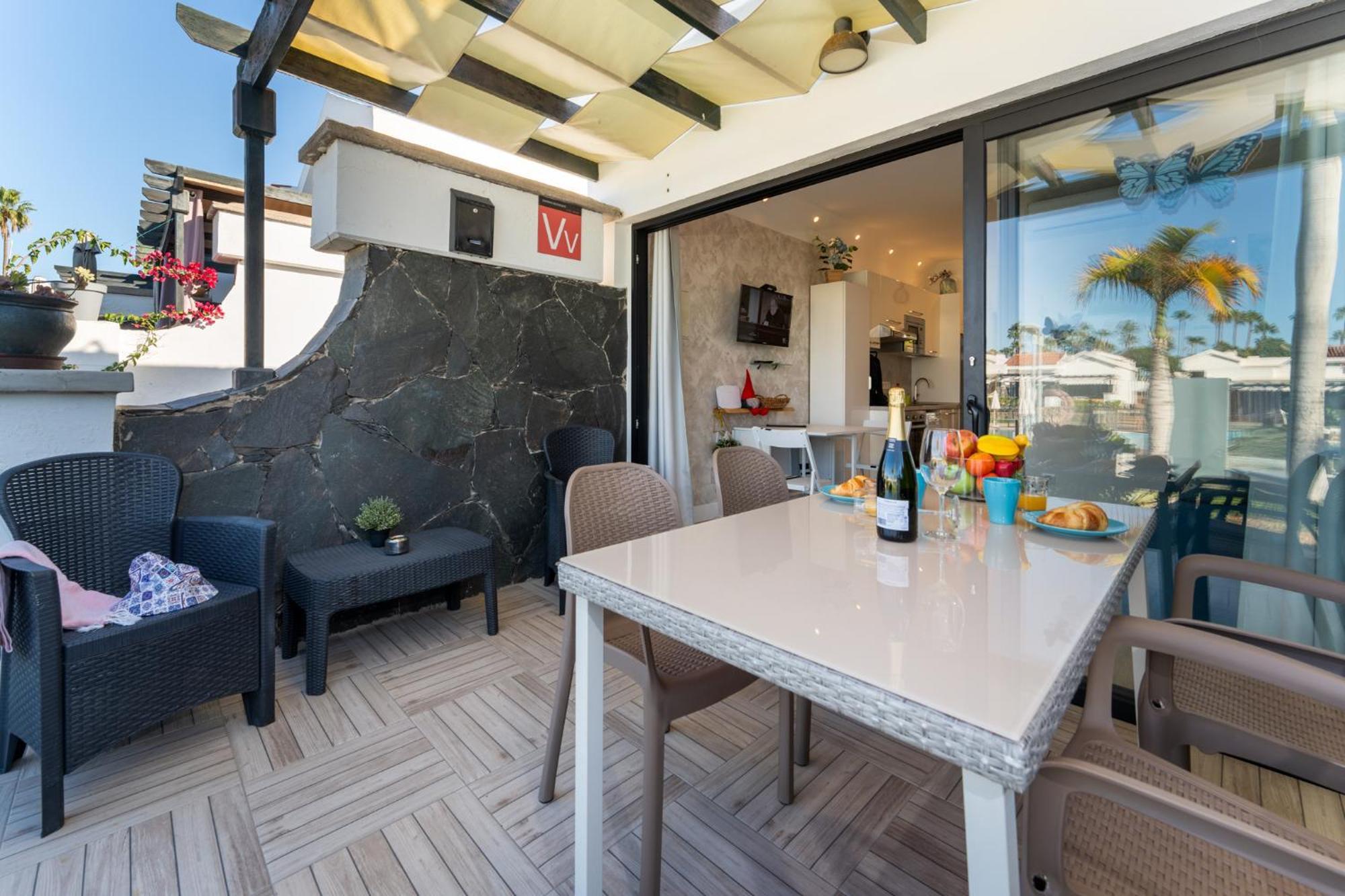Luxury Poolside Holiday Home Maspalomas  Exterior photo